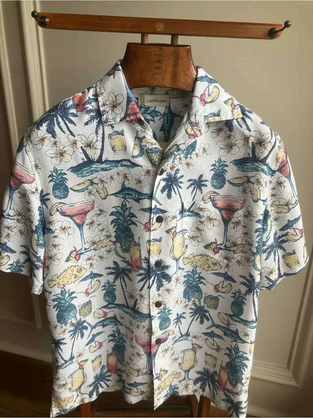 Caribbean Men’s Medium Tropical Print Hawaiian Button-Down Shirt